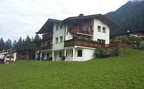 Apartment Voellenklee